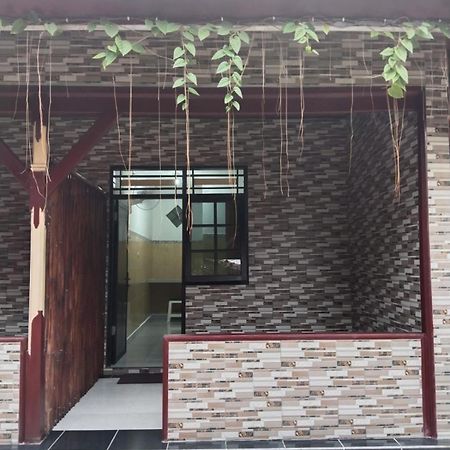 גילימנוק Hotel Lestari מראה חיצוני תמונה