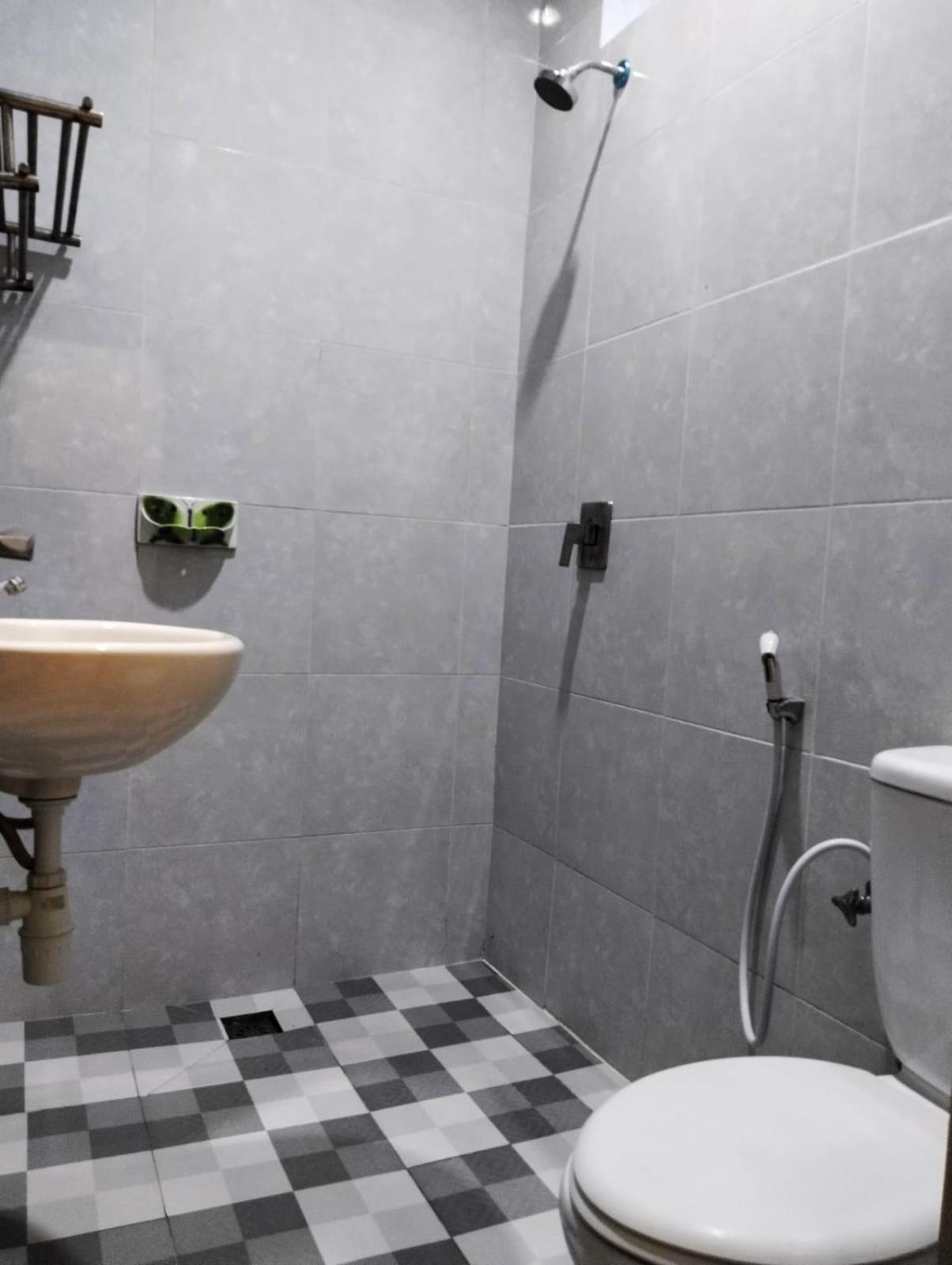גילימנוק Hotel Lestari מראה חיצוני תמונה